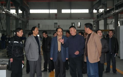 杭(hang)州市臨(lin)安市領(ling)導來公(gong)司調研(yan)