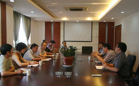 臨安(an)市吳(wu)春法(fa)副市(shi)長莅(li)臨公(gong)司視(shi)察指(zhi)導工(gong)作