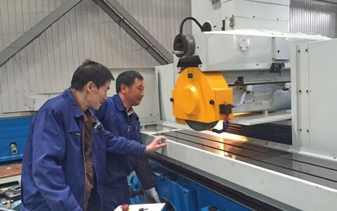 杭(hang)機股份(fen)首季出(chu)口機床(chuang)實現開(kai)門紅