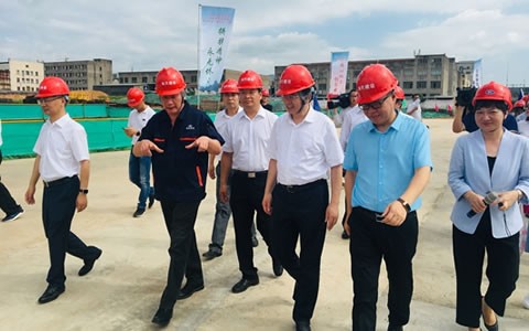 金華市市(shi)委書記陳(chen)龍視察杭(hang)機新廠區(qu)建設情況(kuang)